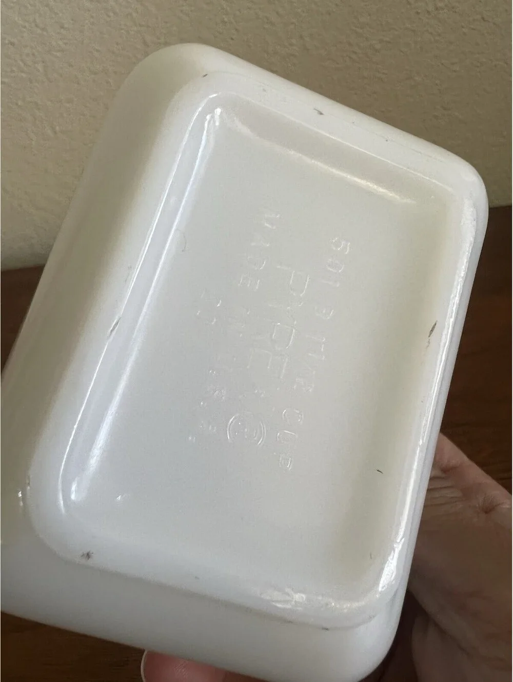 PYREX pyrex  501 B Amish Butterprint Refrigerator Dish, no lid, 1-1/2 Cup